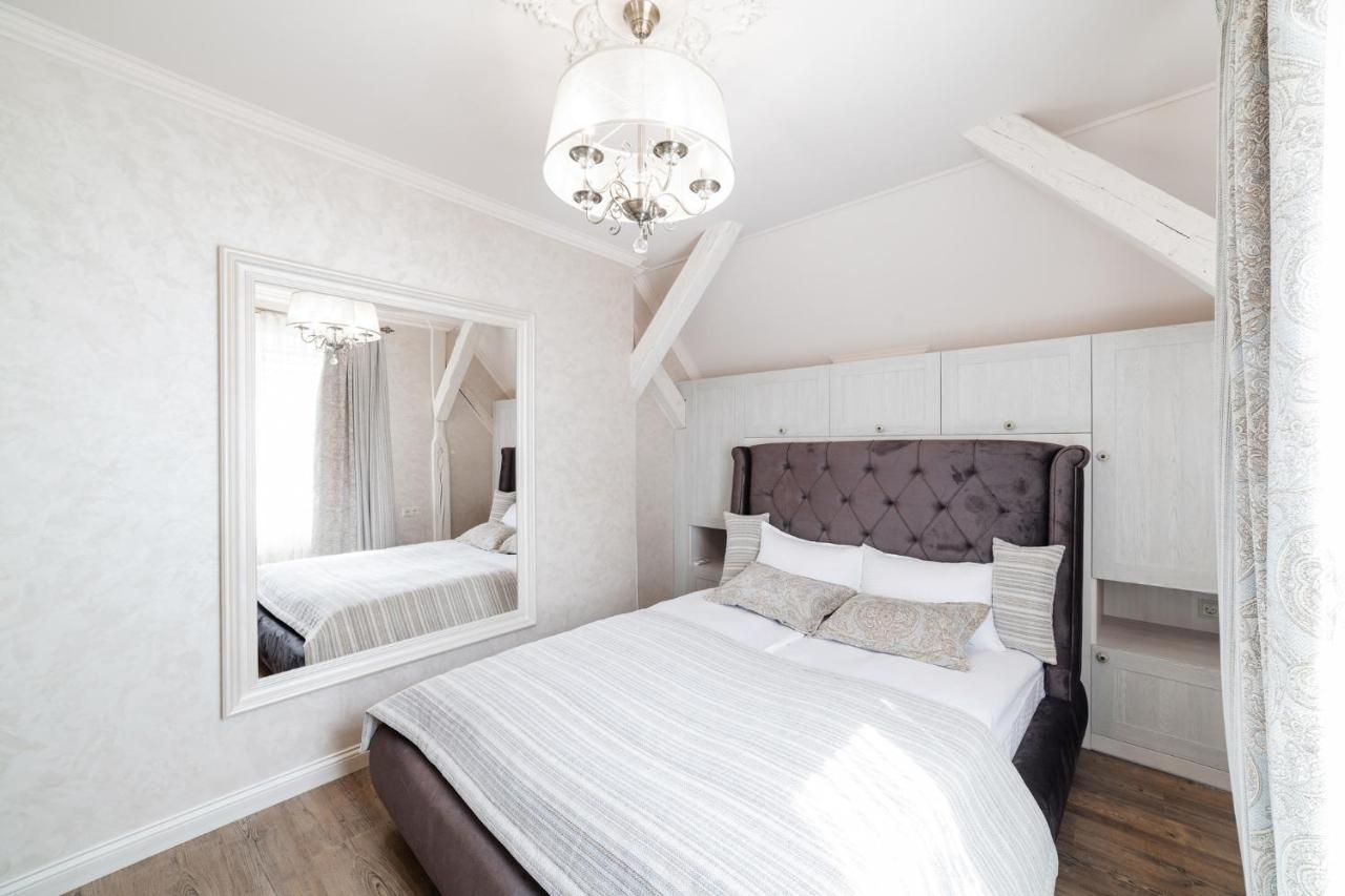 Lux Apartment On Duhnovicha Street .Free Parking. Uzhhorod Εξωτερικό φωτογραφία